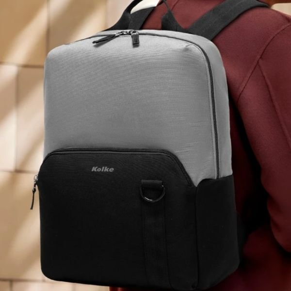 MOCHILA ESSENTIAL KVM-655 NEGRA Y GRIS CLARO - Imagen 4